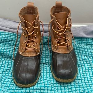 Men’s L.L Bean tall winter boots. Only worn maybe 3 times. Men’s size 12.